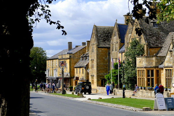 Broadway High Street with 'The Lygon Arms' prominent - Tim Edmonds