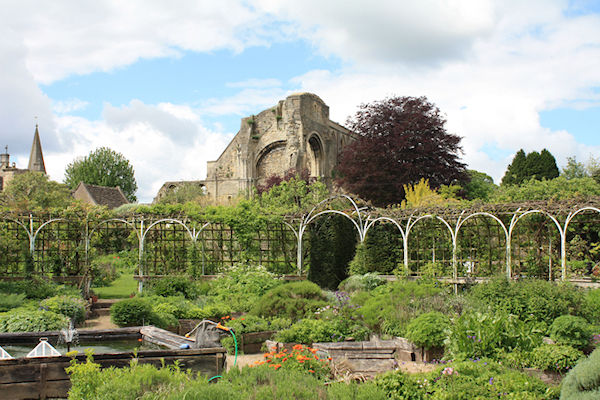 May 13 Malmesbury, Chavenage House - Ivor Jones