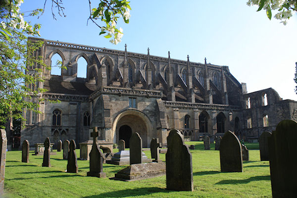 May 16 Malmesbury, Bourton on the Water, Batsford Arborretum - Ivor Jones