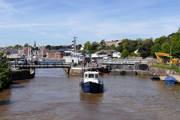 Exeter Ship Canal - leaving basin past Kings Arms Flood Gates - Tim Edmonds