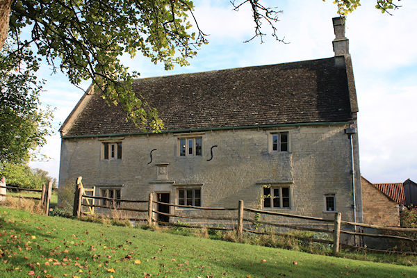 Woolsthorpe Manor - Ivor Jones